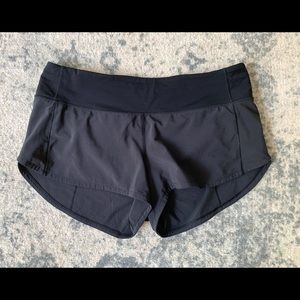Lululemon short size 6